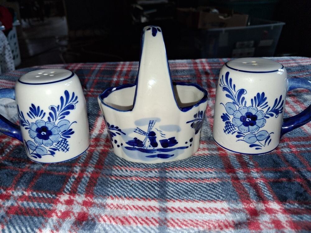 Vintage Delft Porcelain Salt & Pepper Shakers Tooth Pick Holder Hand Painted